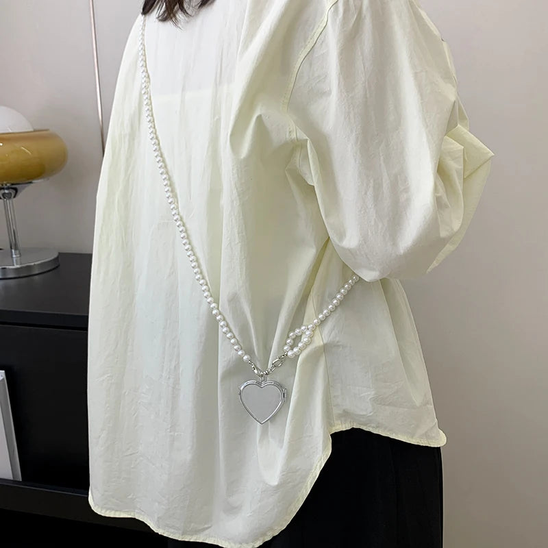 2024 Fashion Heart shaped Pendant Decorative Bags for Women Cute Mirror Chain Crossbody Bag Designer Dinner Bag