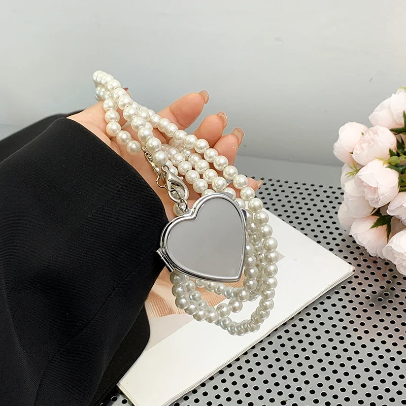 2024 Fashion Heart shaped Pendant Decorative Bags for Women Cute Mirror Chain Crossbody Bag Designer Dinner Bag