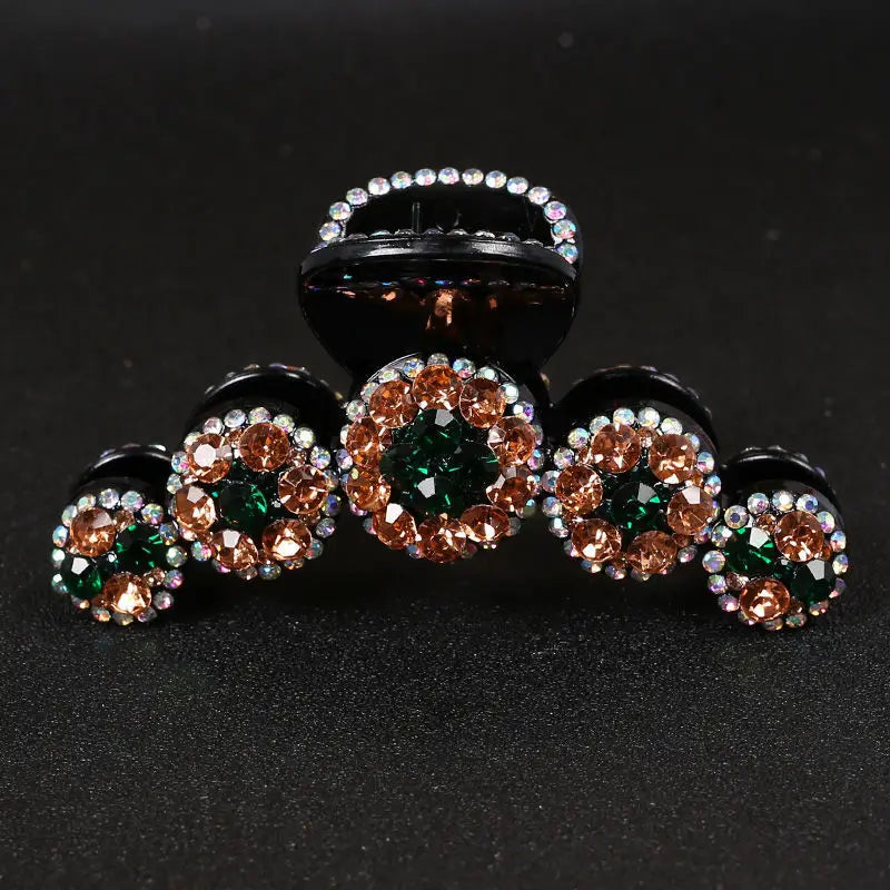 Vintage Bee Hair Claws Jewelry For Women Baroque Luxury Metal Bee Headdress Handmade Hair Claws Accessories Hairpins Wholesale