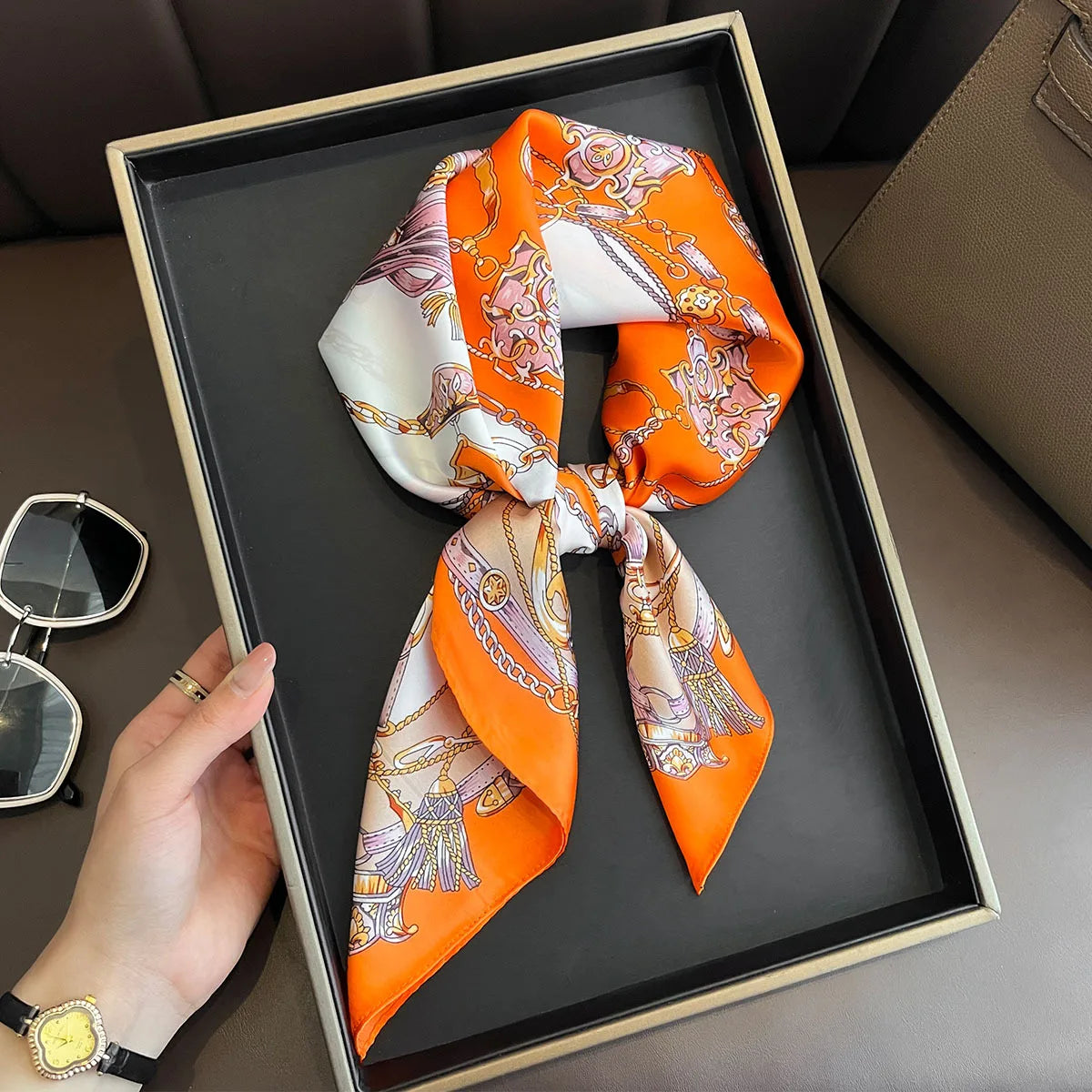 2025 Luxury Horse Print Female Silk Neck Scarf Square Hair Scarves Foulard Head Band Shawls Wraps Neckerchief Bandana Women