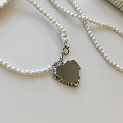 2024 Fashion Heart shaped Pendant Decorative Bags for Women Cute Mirror Chain Crossbody Bag Designer Dinner Bag