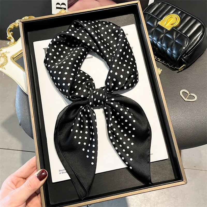 2025 Luxury Horse Print Female Silk Neck Scarf Square Hair Scarves Foulard Head Band Shawls Wraps Neckerchief Bandana Women