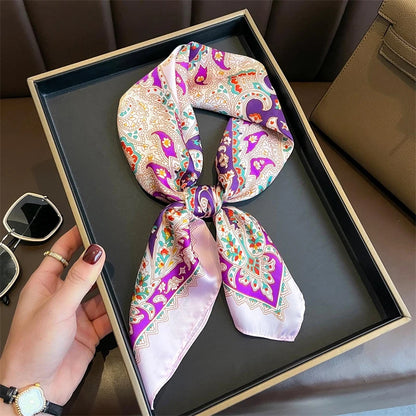 2025 Luxury Horse Print Female Silk Neck Scarf Square Hair Scarves Foulard Head Band Shawls Wraps Neckerchief Bandana Women