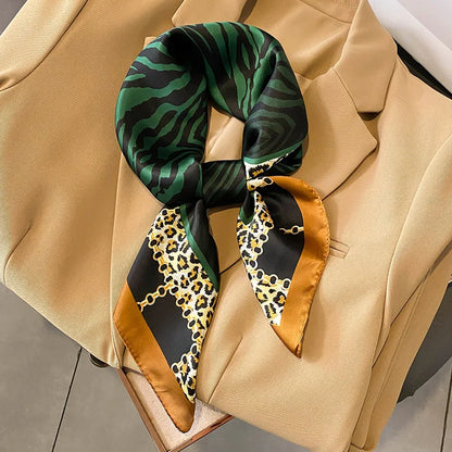 2025 Luxury Horse Print Female Silk Neck Scarf Square Hair Scarves Foulard Head Band Shawls Wraps Neckerchief Bandana Women
