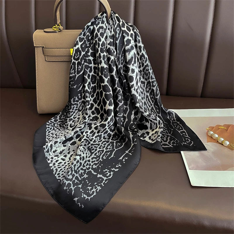 2025 Luxury Horse Print Female Silk Neck Scarf Square Hair Scarves Foulard Head Band Shawls Wraps Neckerchief Bandana Women