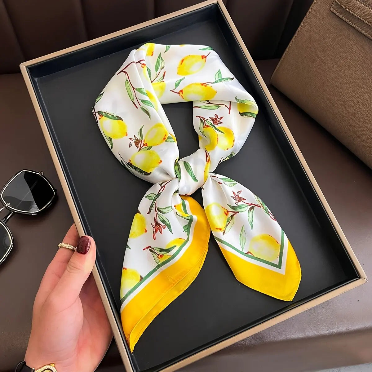 2025 Luxury Horse Print Female Silk Neck Scarf Square Hair Scarves Foulard Head Band Shawls Wraps Neckerchief Bandana Women
