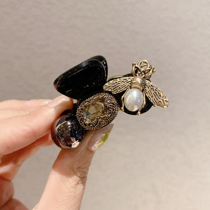 Vintage Bee Hair Claws Jewelry For Women Baroque Luxury Metal Bee Headdress Handmade Hair Claws Accessories Hairpins Wholesale